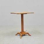 1404 5429 PEDESTAL TABLE